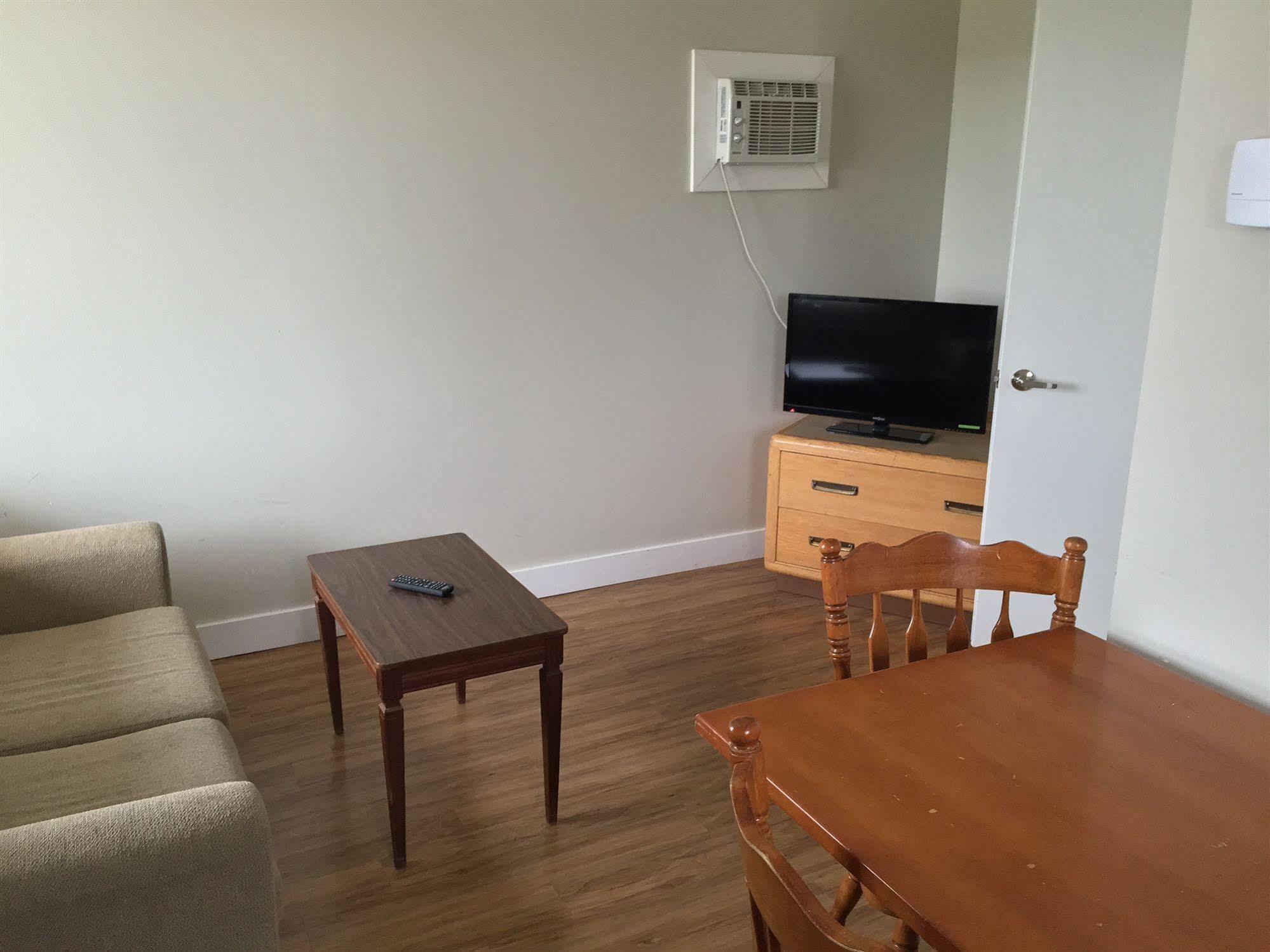 Royalty Maples Cottages And Motel Charlottetown Extérieur photo
