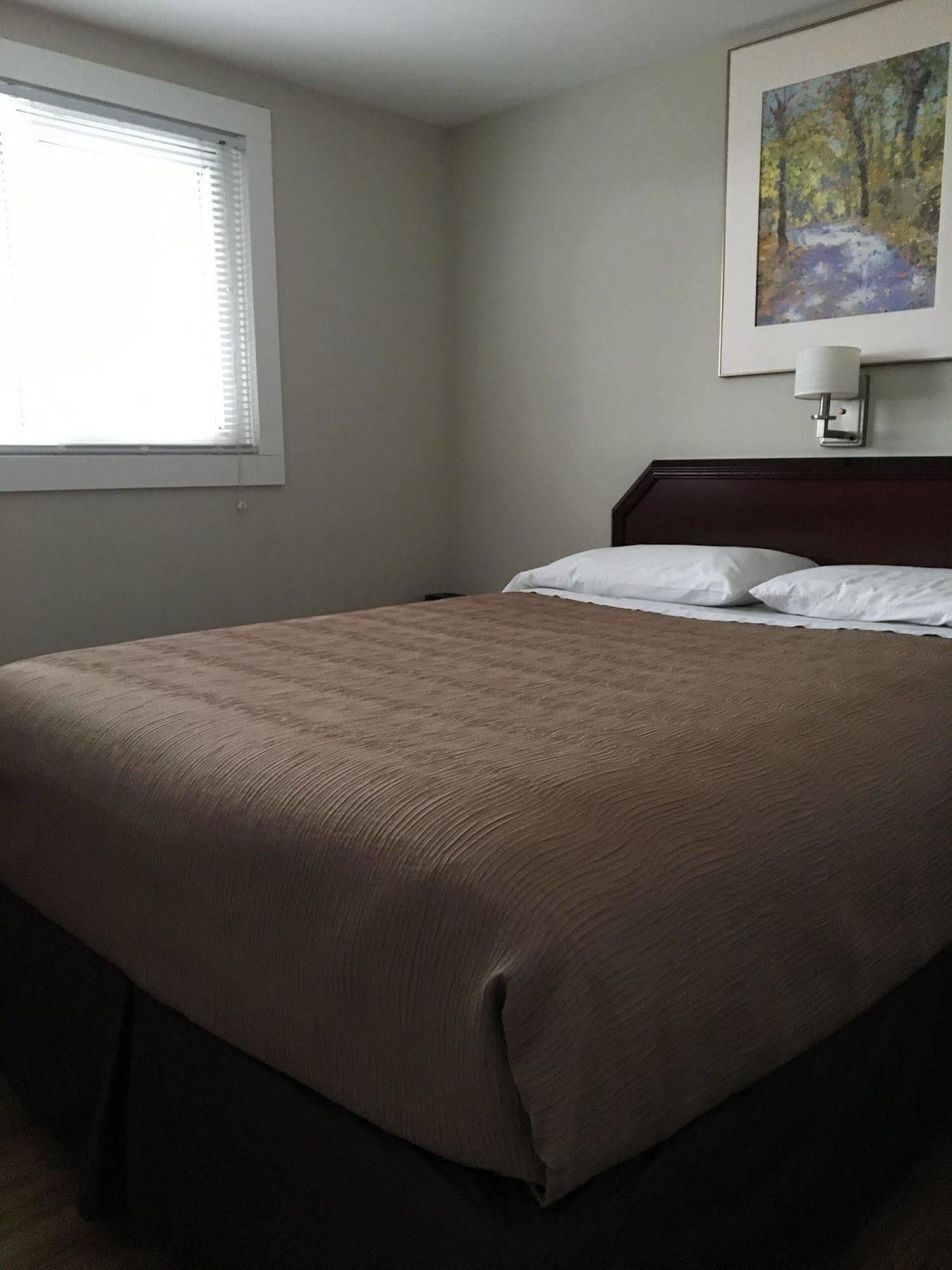 Royalty Maples Cottages And Motel Charlottetown Extérieur photo