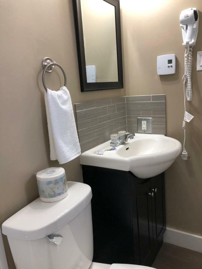 Royalty Maples Cottages And Motel Charlottetown Extérieur photo